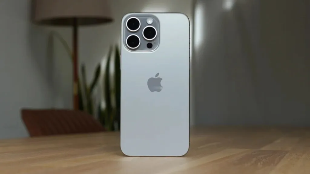 iPhone 15 Pro Max: ₹1.59 लाख से शुरुआत, 48MP कैमरा और A17 Pro की ताकत iPhone 15 Pro Max: ₹1.59 लाख से शुरुआत, 48MP कैमरा और A17 Pro की ताकत
