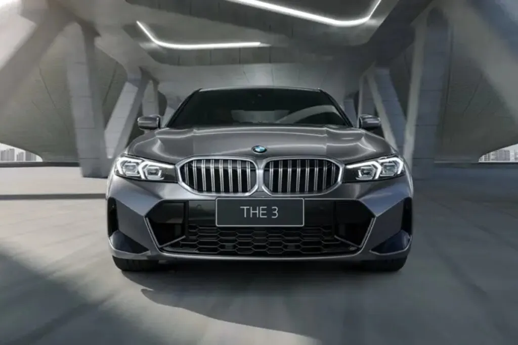 BMW 3 Series LWB: प्रथम श्रेणी का आराम, उन्नत तकनीक, ₹62 लाख से शुरुआत BMW 3 Series LWB: प्रथम श्रेणी का आराम, उन्नत तकनीक, ₹62 लाख से शुरुआत
