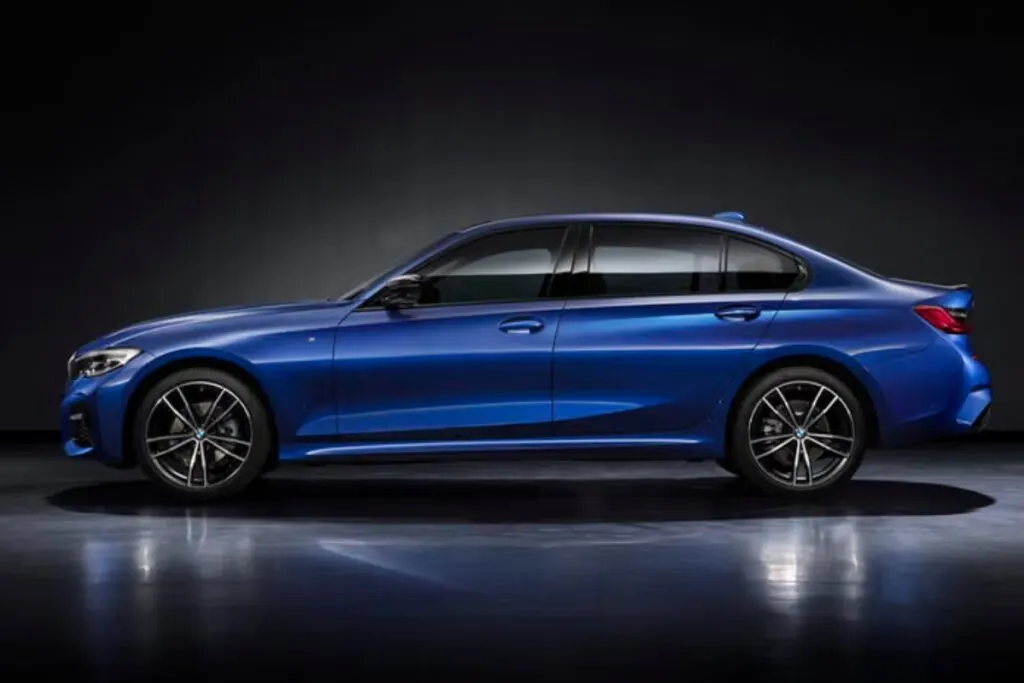 BMW 3 Series LWB: प्रथम श्रेणी का आराम, उन्नत तकनीक, ₹62 लाख से शुरुआत BMW 3 Series LWB: प्रथम श्रेणी का आराम, उन्नत तकनीक, ₹62 लाख से शुरुआत