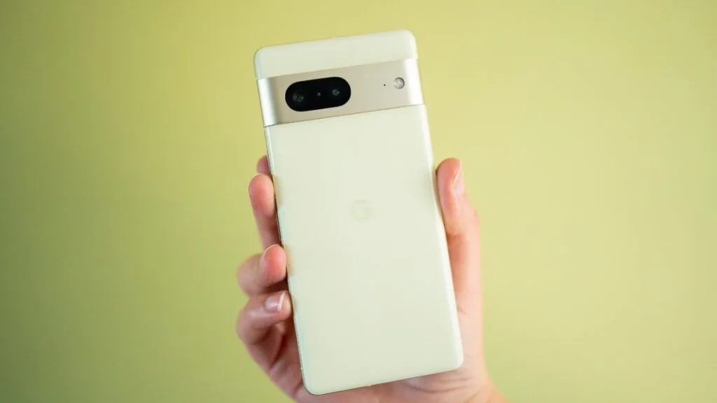 Google Pixel 7: 4355mAh बैटरी, 4K वीडियो, Android 15 सपोर्ट, सिर्फ़ ₹55,000 में Google Pixel 7: 4355mAh बैटरी, 4K वीडियो, Android 15 सपोर्ट, सिर्फ़ ₹55,000 में