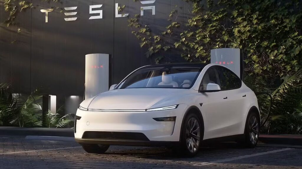 Tesla Model Y Launch In India: 75kWh बैटरी, 622 किमी रेंज, कीमत ₹60 लाख से शुरू, बुकिंग और शानदार फीचर्स Tesla Model Y Launch In India price 60 Lack