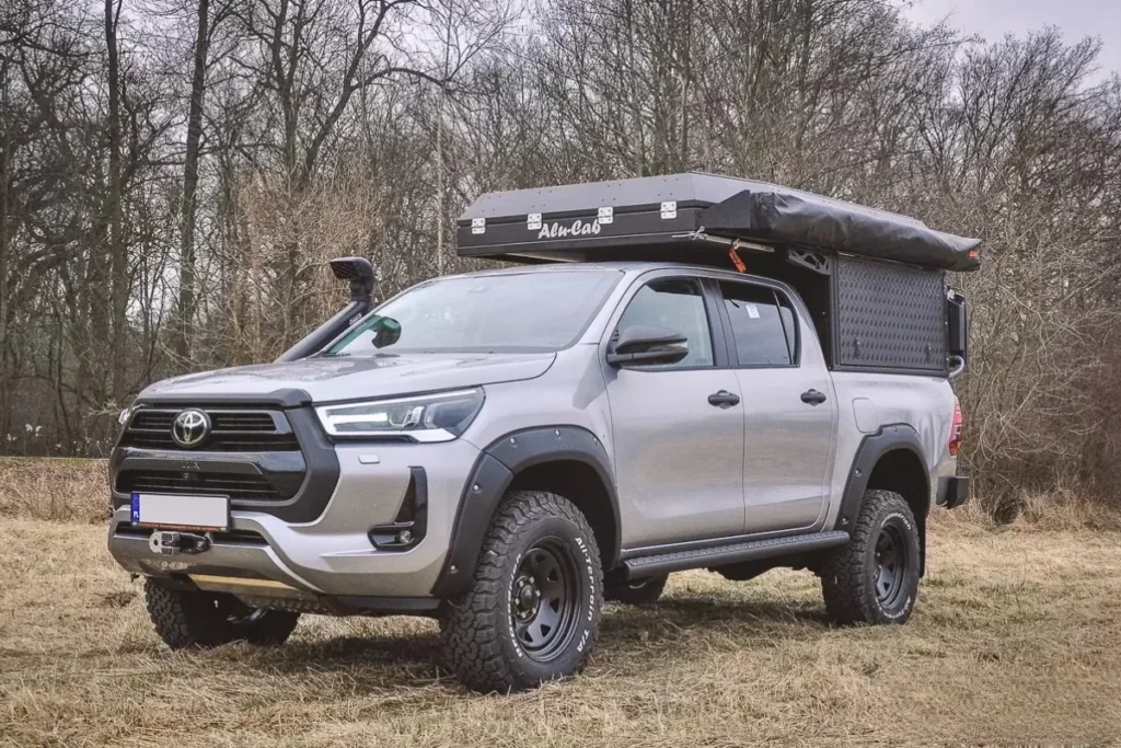 Toyota Hilux: दमदार 2.8L इंजन के साथ 4x4 ऑफ-रोड क्षमता, ₹30.40 लाख से शुरू Toyota Hilux: दमदार 2.8L इंजन के साथ 4x4 ऑफ-रोड क्षमता, ₹30.40 लाख से शुरू