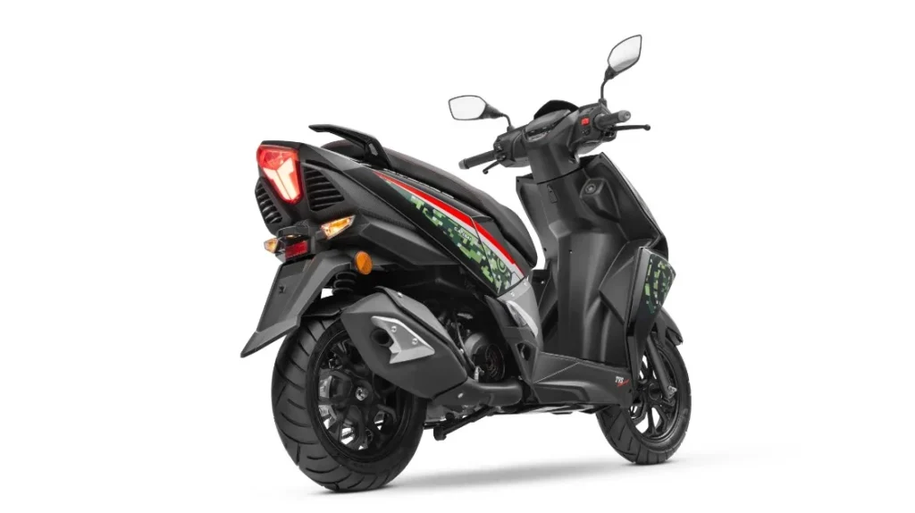 TVS Ntorq 125 Super Soldier Edition: कैप्टन अमेरिका की सवारी, भारत में लॉन्च, कीमत 98,117 रुपये TVS Ntorq 125 Super Soldier Edition: कैप्टन अमेरिका की सवारी, भारत में लॉन्च, कीमत 98,117 रुपये