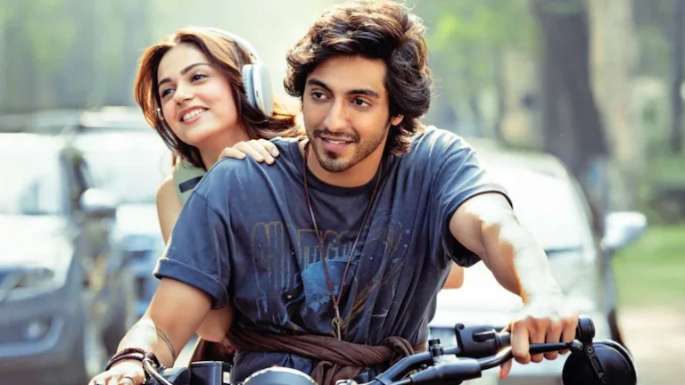 Who are Ahaan Panday and Aneet Padda in Saiyaara