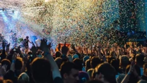 Delhi Police New Year Eve Rules: गाजियाबाद में धारा 163 लागू, मॉल-होटल-क्लब में 1 बजे के बाद पार्टी पर रोक, इन कामो पर पूर्ण प्रतिबंध