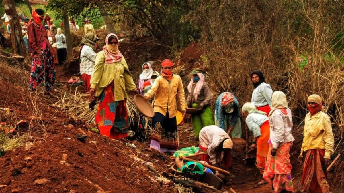 VB-G RAM G Yojana: मनरेगा का नया अवतार, 125 दिनों की रोजगार गारंटी से बदलेगा ग्रामीण भारत!